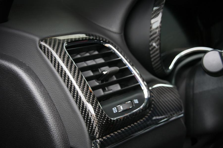  Jeep Grand Cherokee SRT8 by Carbon Motors 2015 года  (фото 9 из 17)